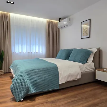 Apartamento El-xho 2 *